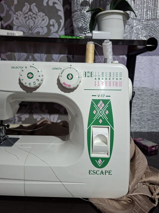 Швейная машина новая