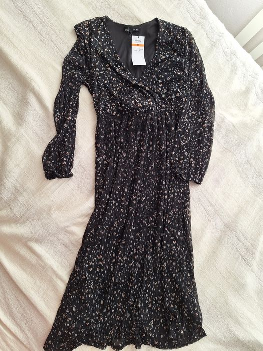 Чисто нова рокля Sinsay