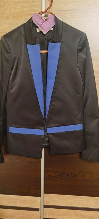 Сако Capasca,рокли,болеро