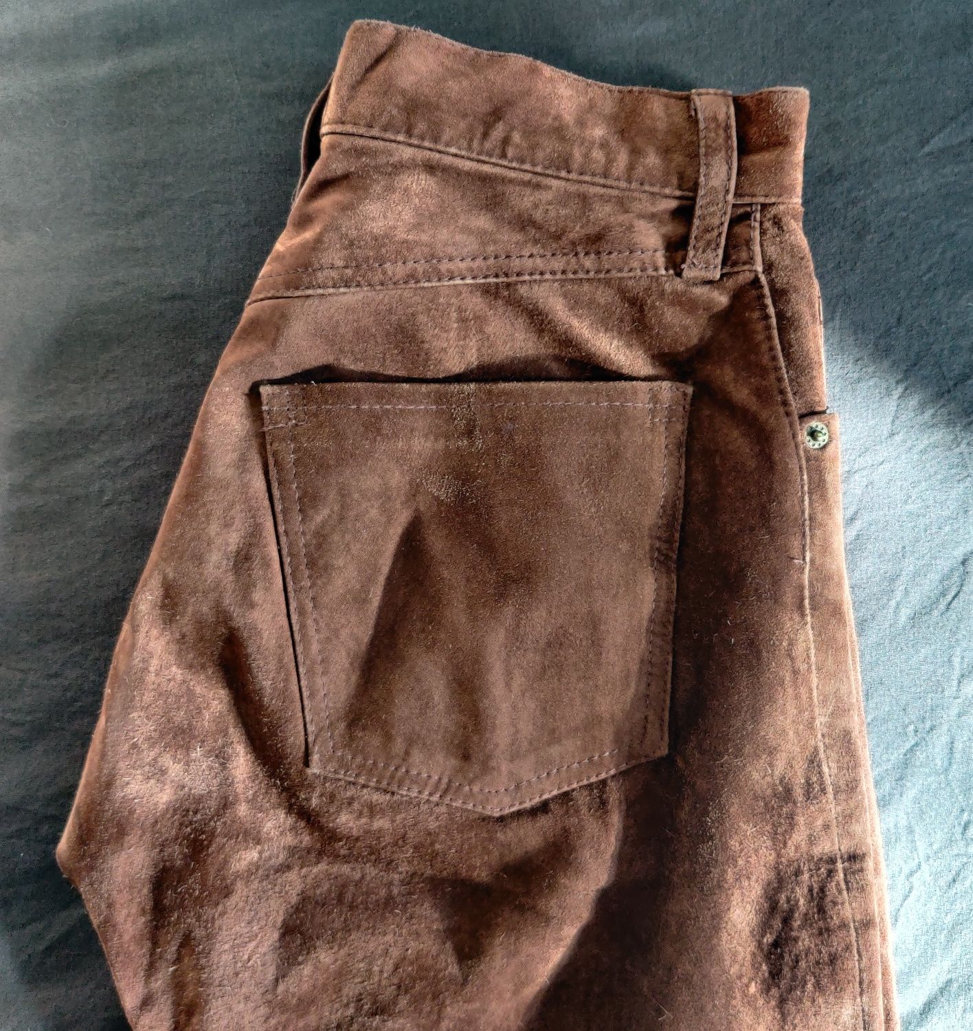Pantaloni retro piele întoarsă XS