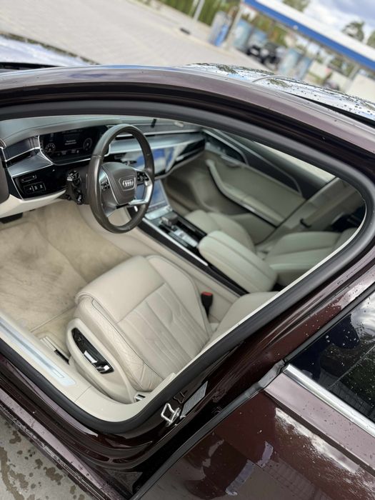 Audi A8 long,An 2017,Model 5.5 Tfsi,3.0 benzina 340 Cp!!