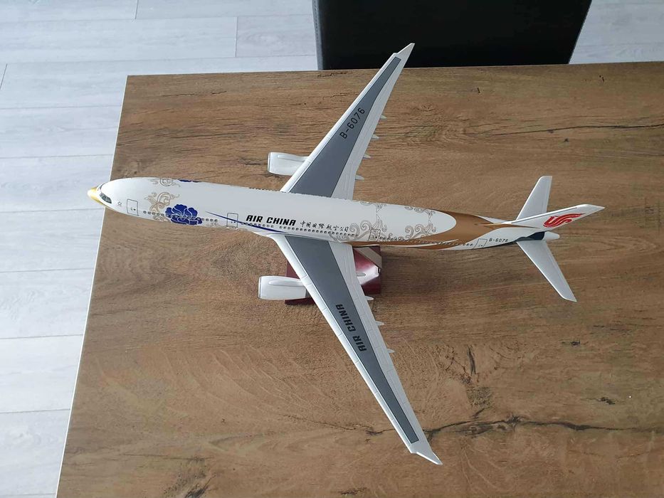 Macheta uriașă de avion Air China cu roti | Perfect pt cadou