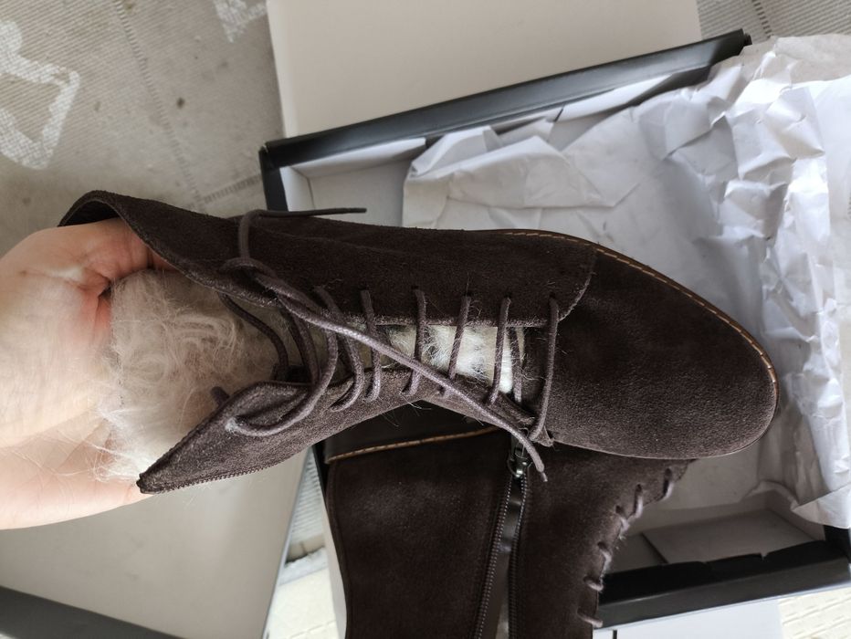 Нови зимни обувки есетствен велур 37 н Джани