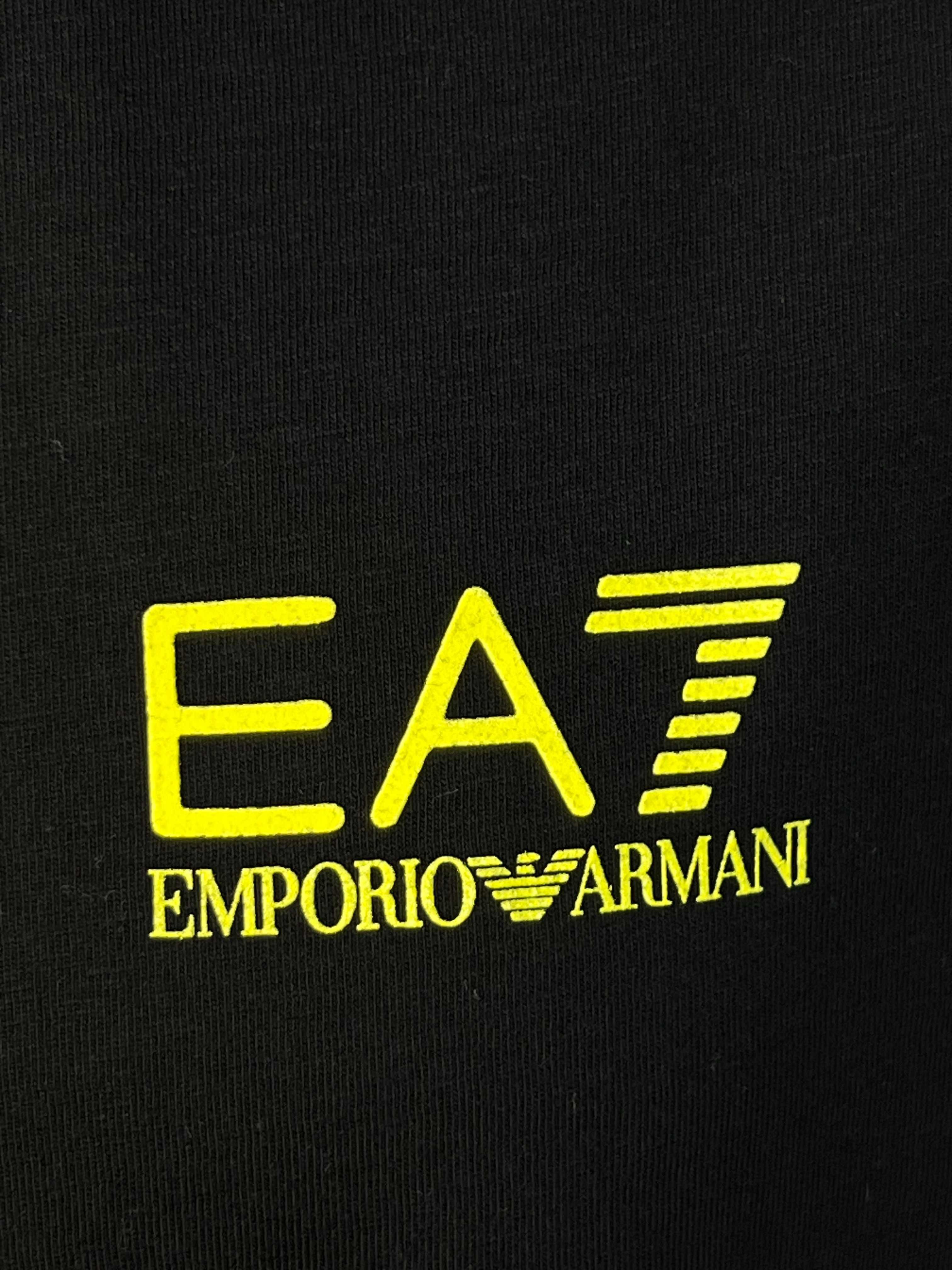 Emporio Armani Черна Тениска  НЕОНОВО Лого на Гърдите XS S M L XL XXL