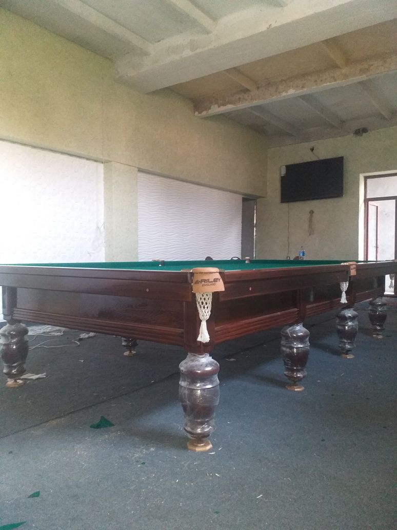 Billiard stol ruski