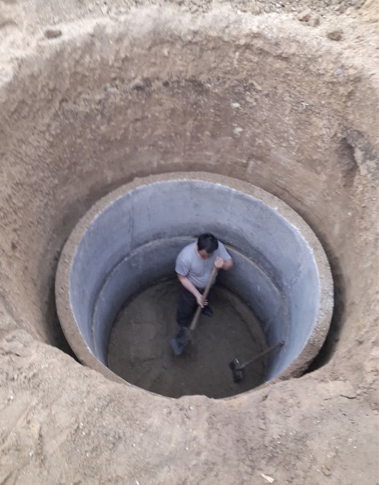 Копаем яму вручную водопровод канализацию
