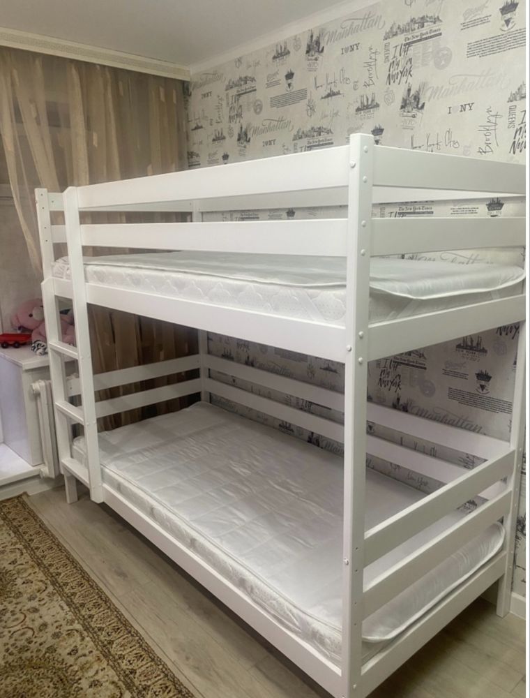 Продам двухярусную кровать