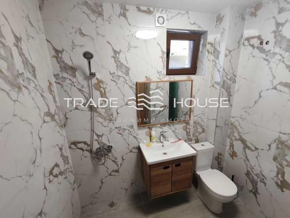 Дава се под наем Многостаен апартамент в Пловдив, Център - 110 кв.м за 918 € - Снимка #10