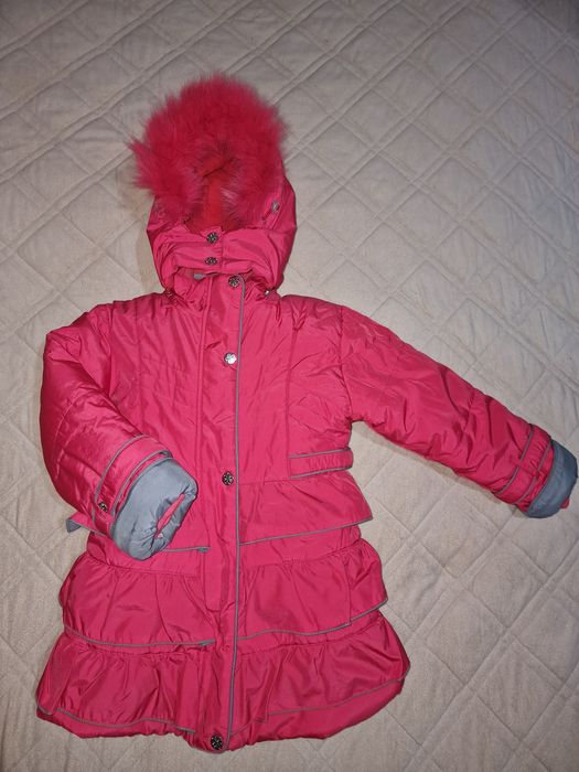 Куртка зимняя на 6-8 лет (130 рост) новая