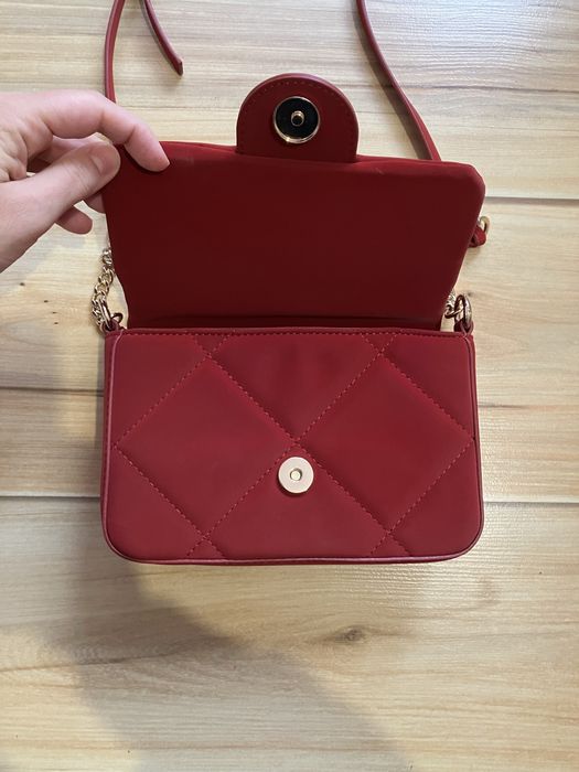 Нова малка дамска чанта