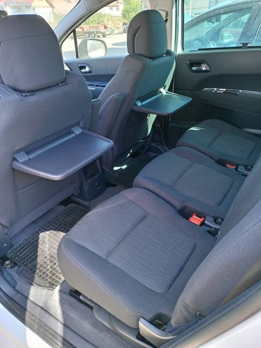De vânzare Peugeot 5008, 16 Diesel