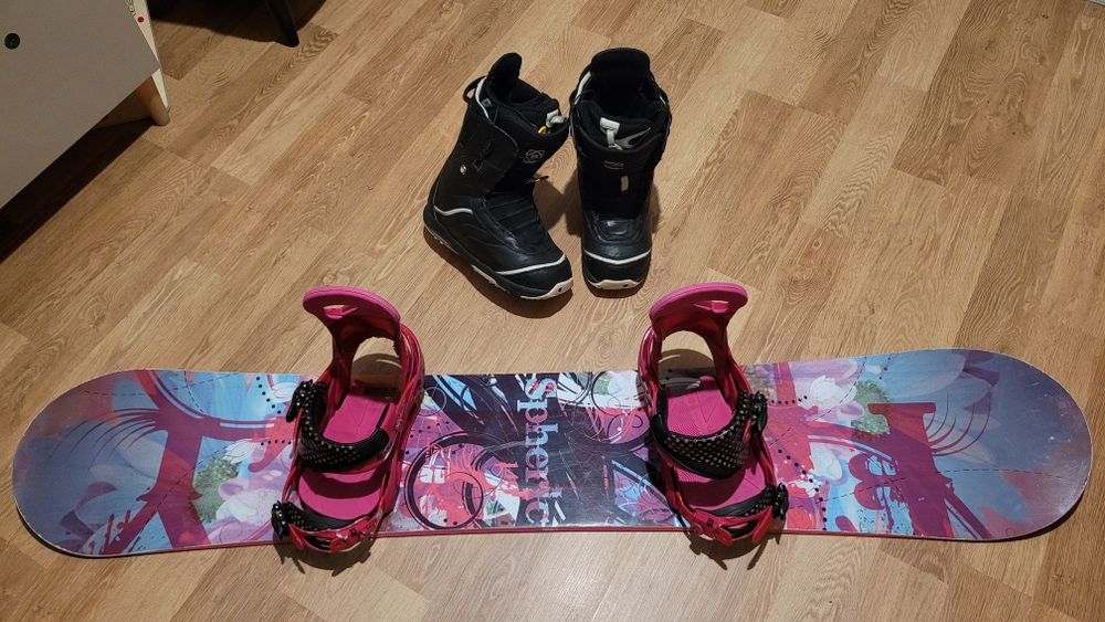 Placa snowboard Firefly 149 + legaturi Burton + boots burton 40.5