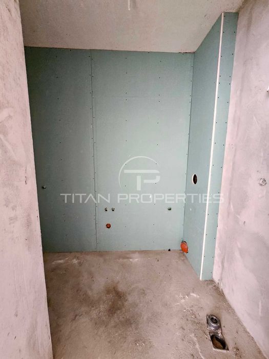 Продава се Двустаен апартамент в Пловдив, Христо Смирненски - 76 кв.м за 1290 €/кв.м - Снимка #1