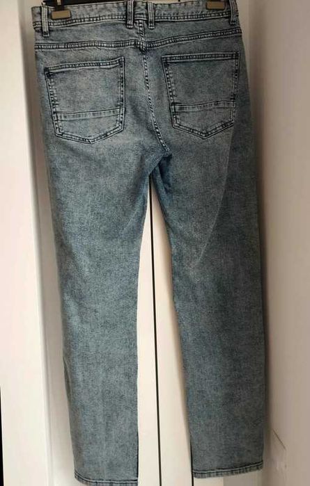 Blugi bărbătești slim fit