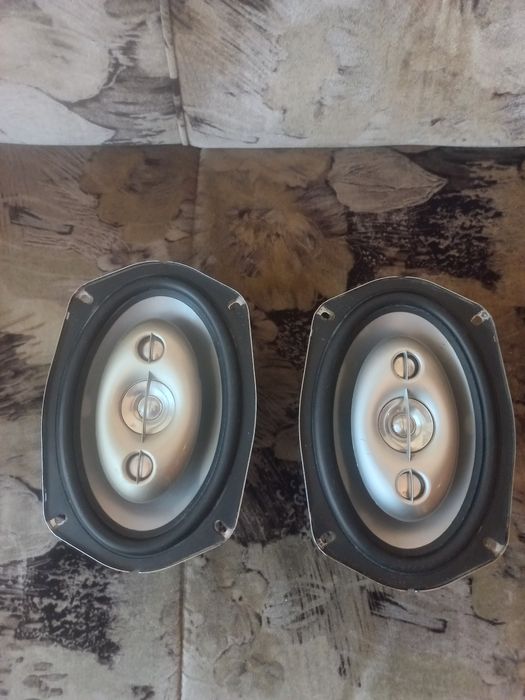 Авто тонколони Thunder