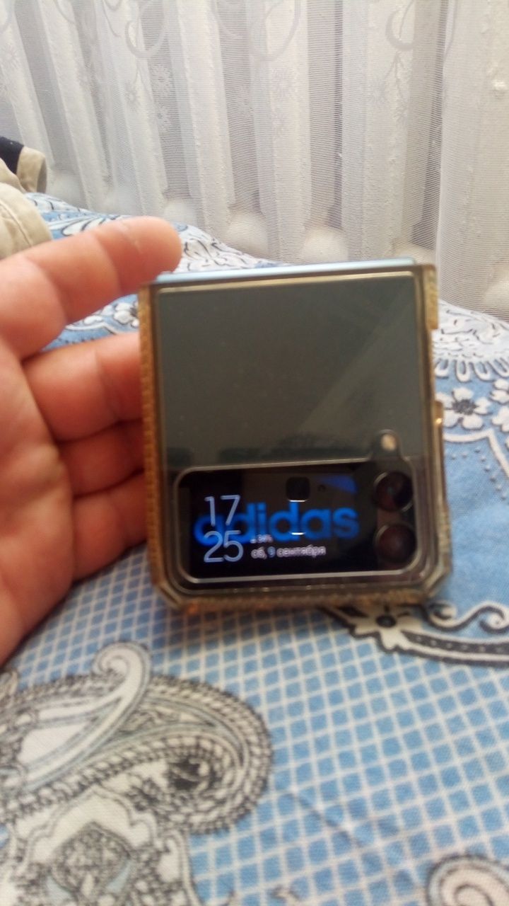 Samsung Z Flip3 ,5G