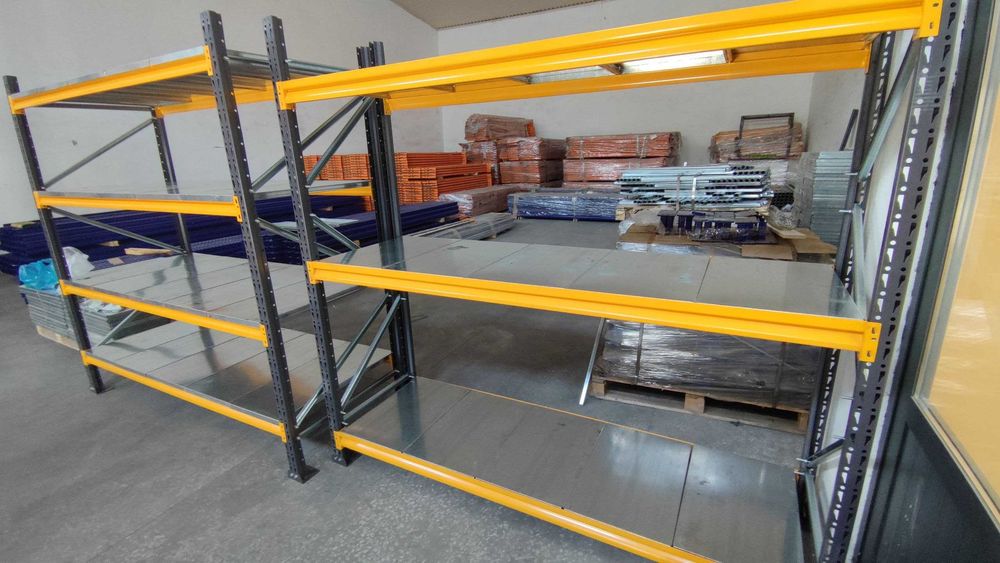 Продам металлические среднегрузовые стеллажи