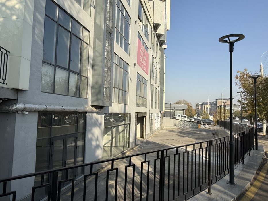 Продается шикарное не жилой помещение в районе Яккасарай  срочна