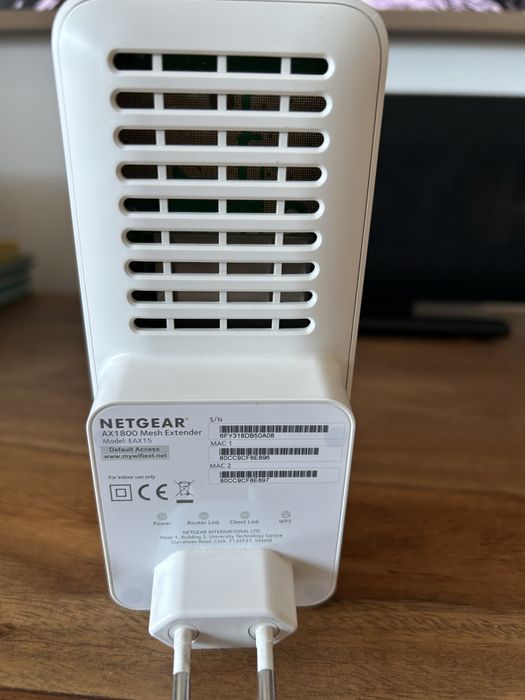 Netgear EAX15-100NAS AX1800 WiFi 6 Mesh Extender