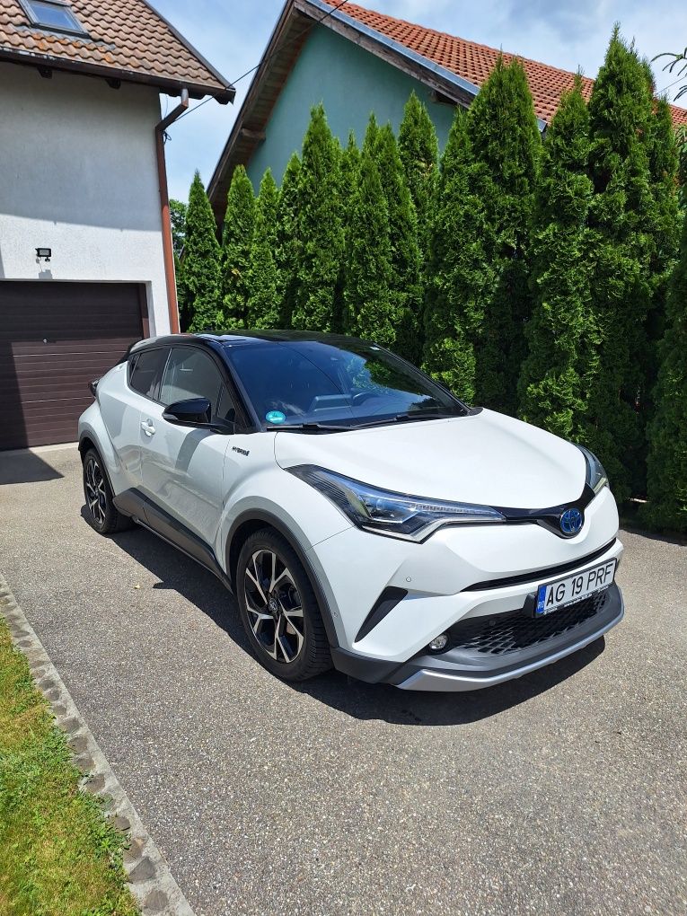 Toyota C-HR,2018,style selection,hibrid,piele,jante 18,carte service !