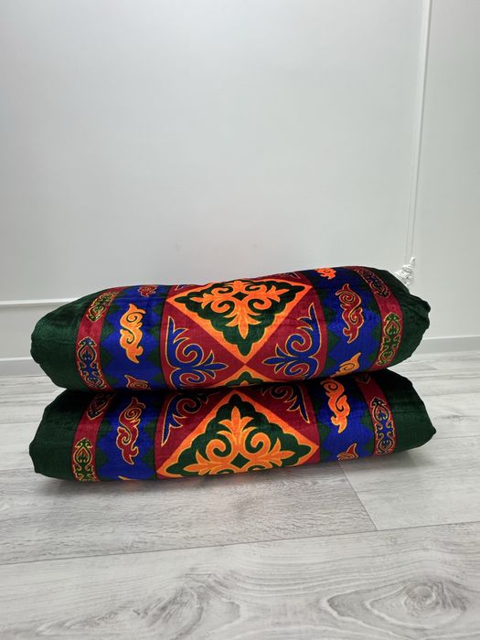 Корпеше в отличном состоянии (2 шт)