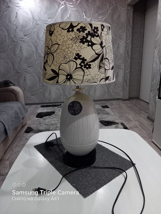 Стильный светильник