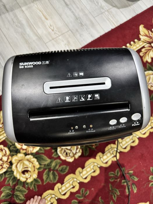 Шредер SUNWOOD SD-9355 уничтожитель документов