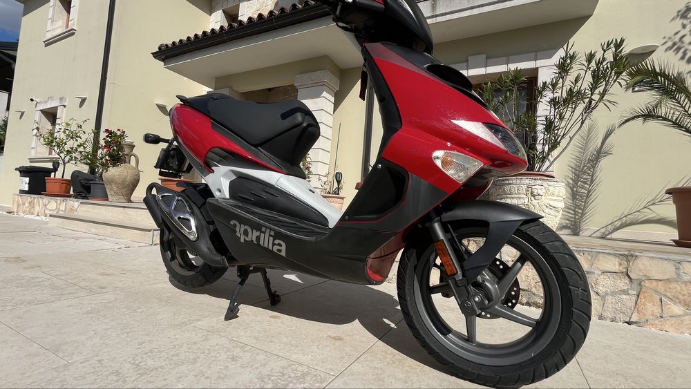 Aprilia SR Sport Pro