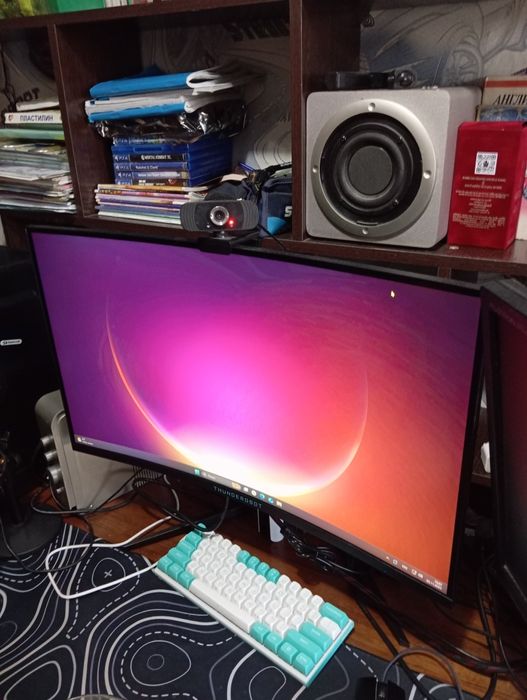 Монитор Thunderobot