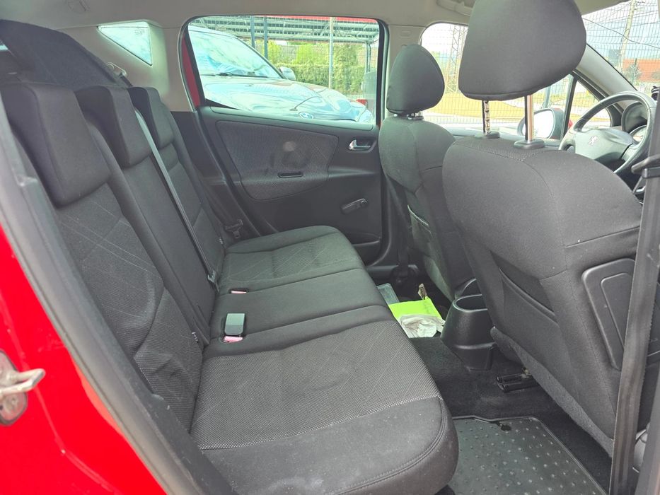 Peugeot 207 1.6HDi/Лизинг