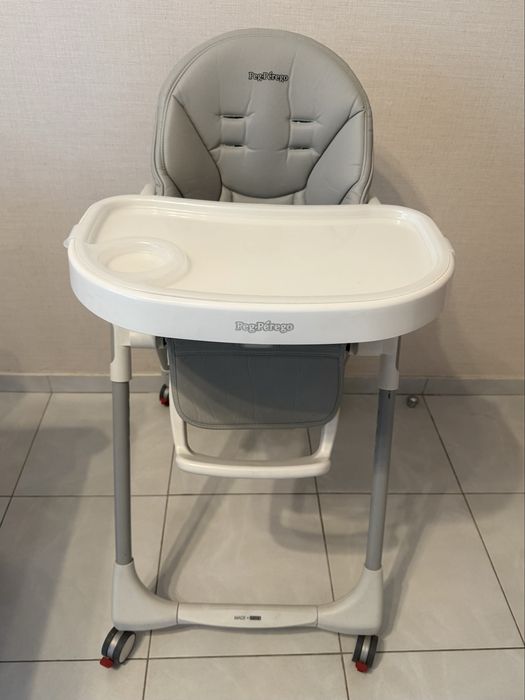 Детский стульчик - шезлонг Peg Perego