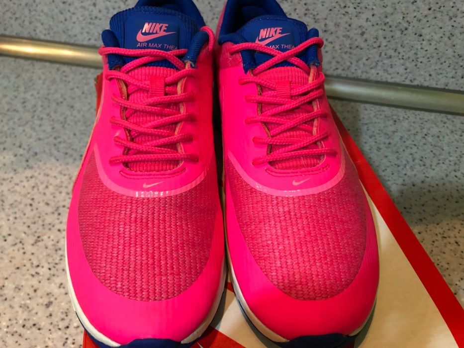 Оригинални *** Nike Air Max Thea Premium (Hyper Pink)