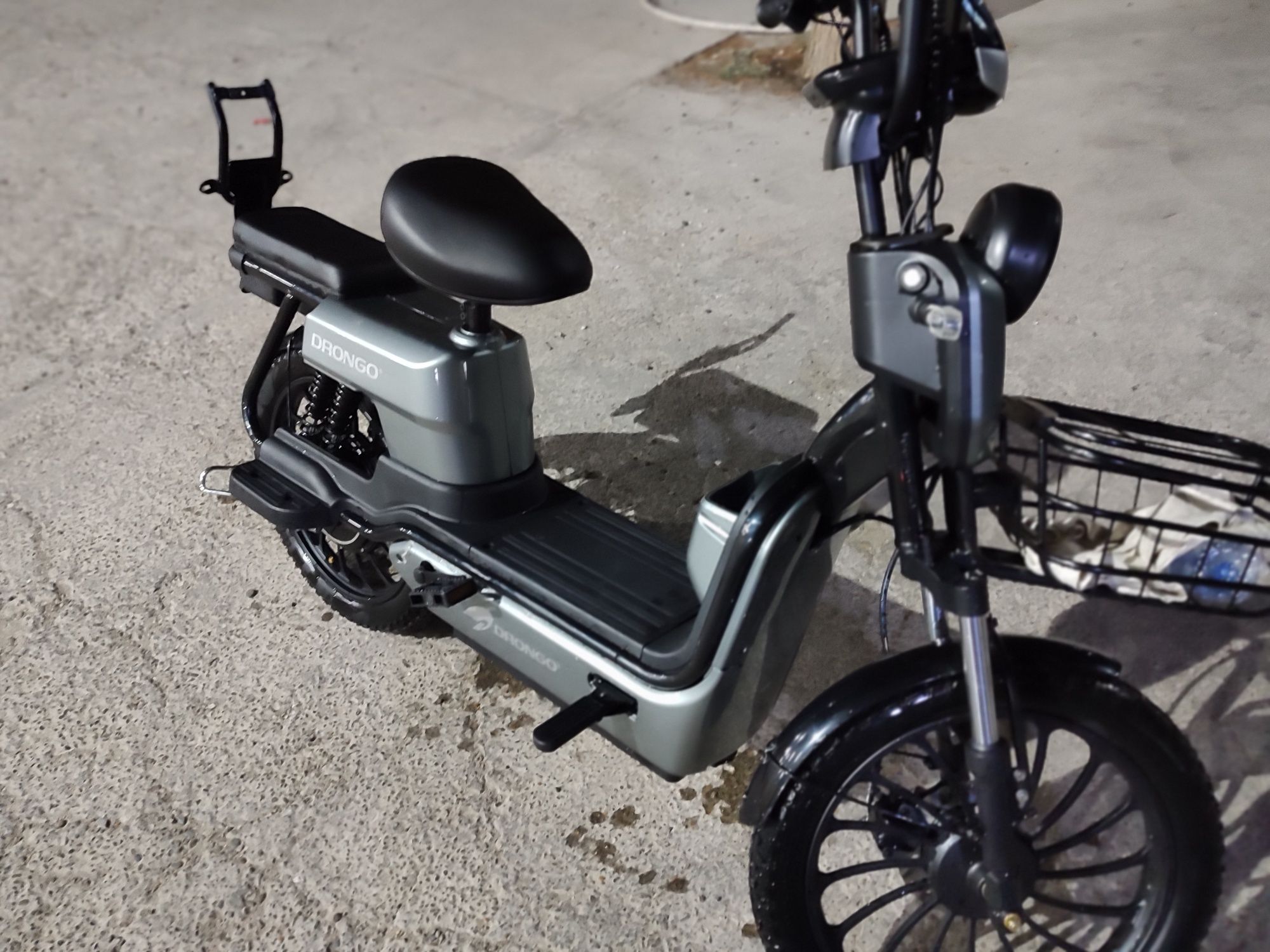 Prodam elektro skutor novi 300 km opsolyudno novi