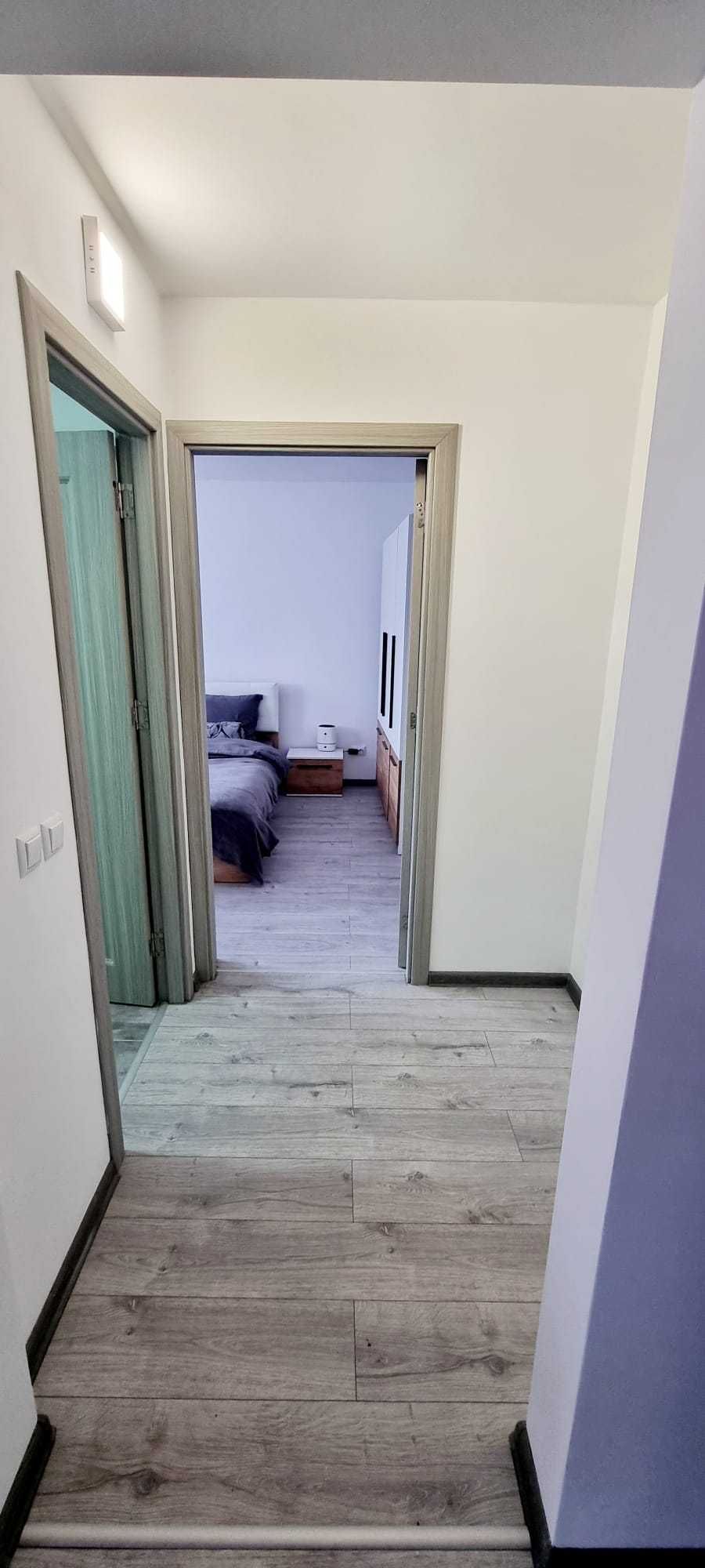 Inchiriez apartament 2 camere in regim hotelier, zona centrala-Aurora