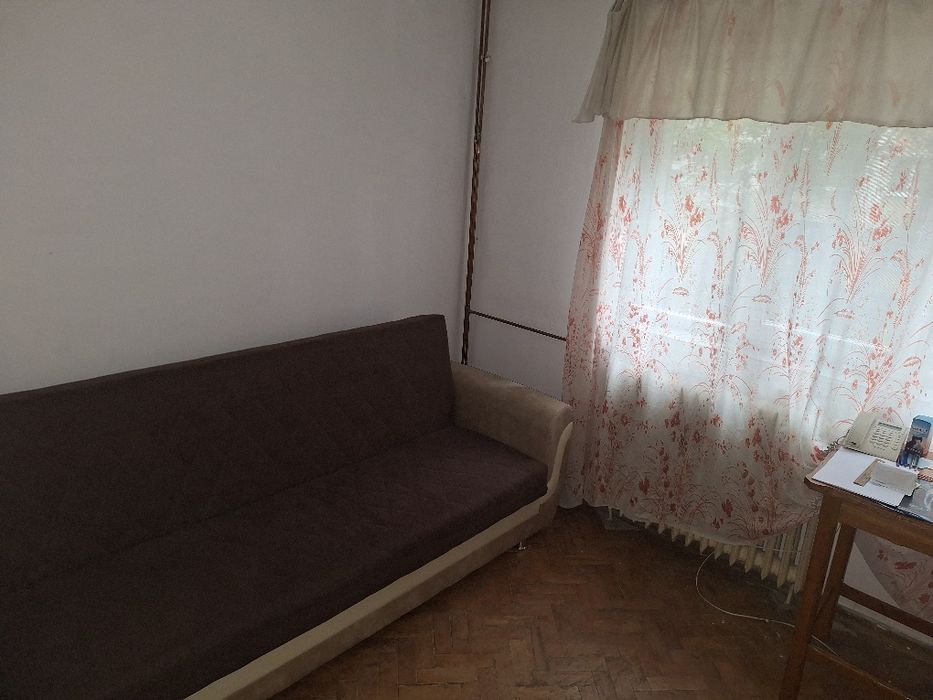 Apartament cu 4 camere