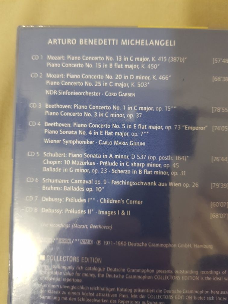 Colecție 8 CD - uri Mozart , Beethoven... . ( Benedetti Michelangeli )