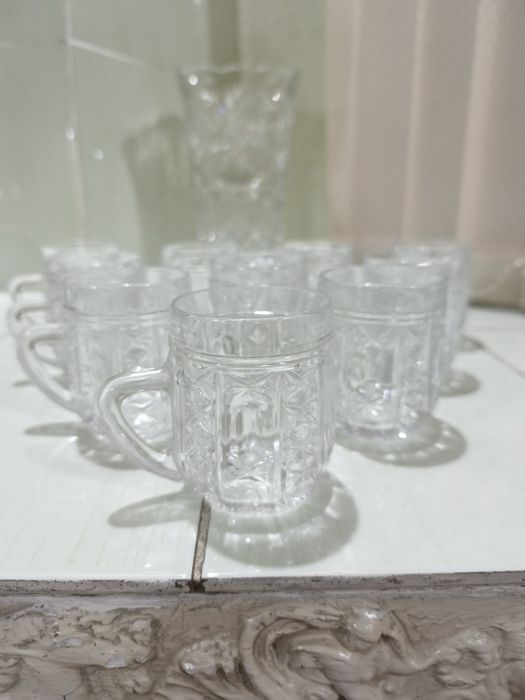 Кружки стеклянные  250 мл - 10 шт