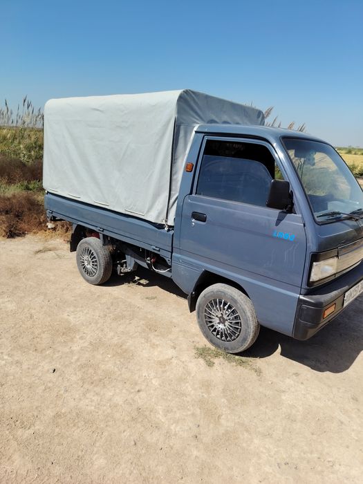 Лабо сотилади нактга