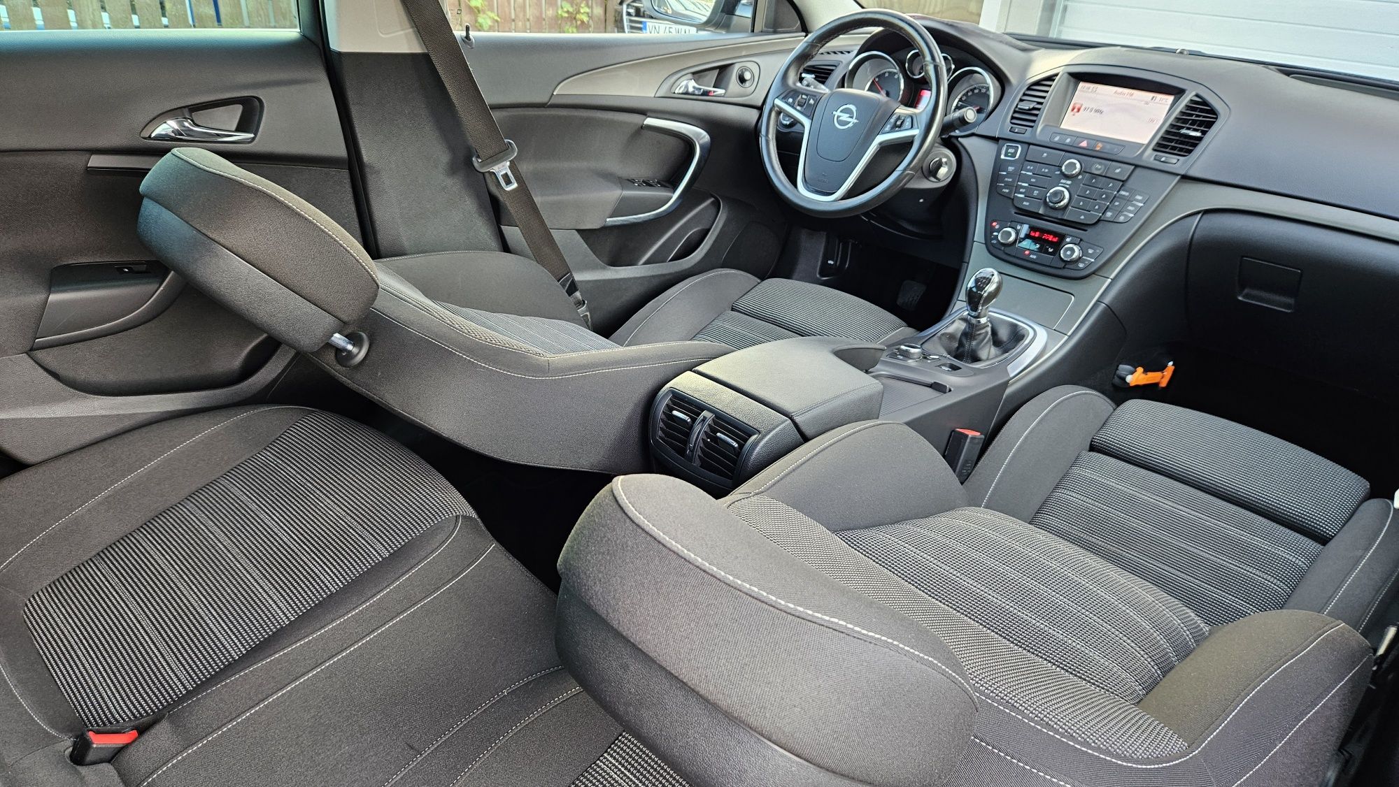 Opel Insignia 2.0 Ctdi 131 cp 2013.06 Eci-Flex Xenon+Lex Navi Clima Ja