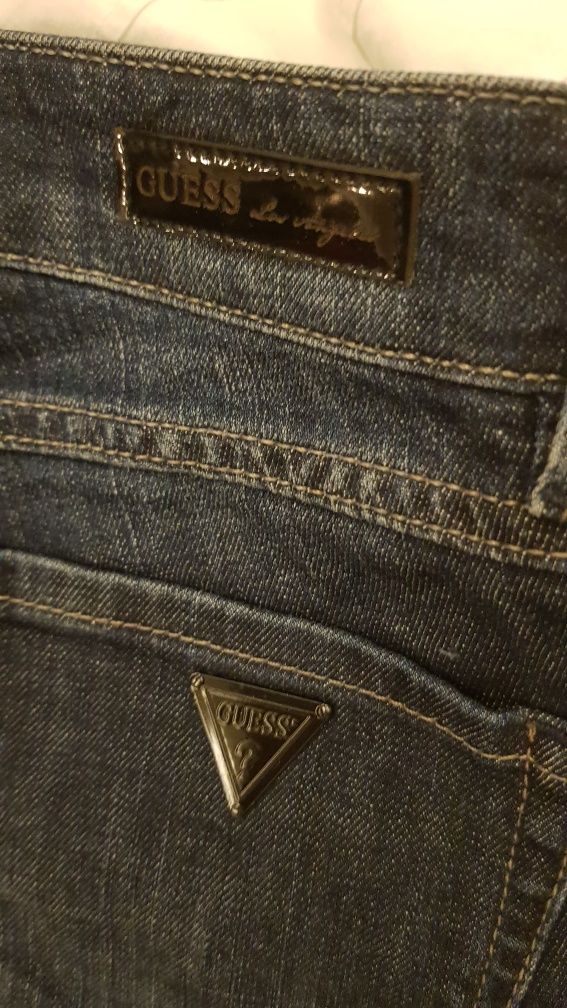 Jeans fete GUESS model cu paiete