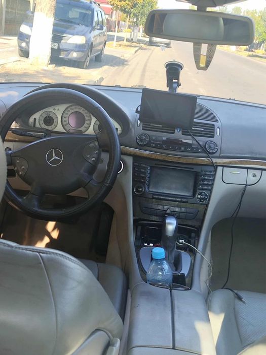 Mercedes e32 avangarde 2003 204 cai automata vand sau schimb