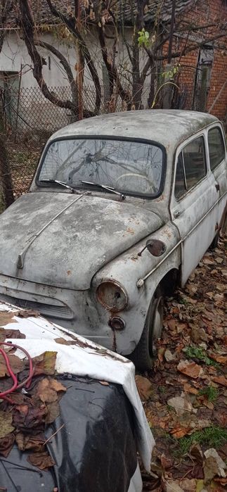 Zaz 965 на части.