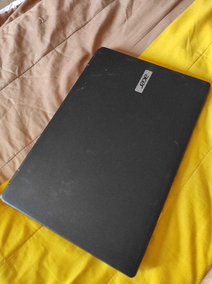 Acer Aspire E 17"