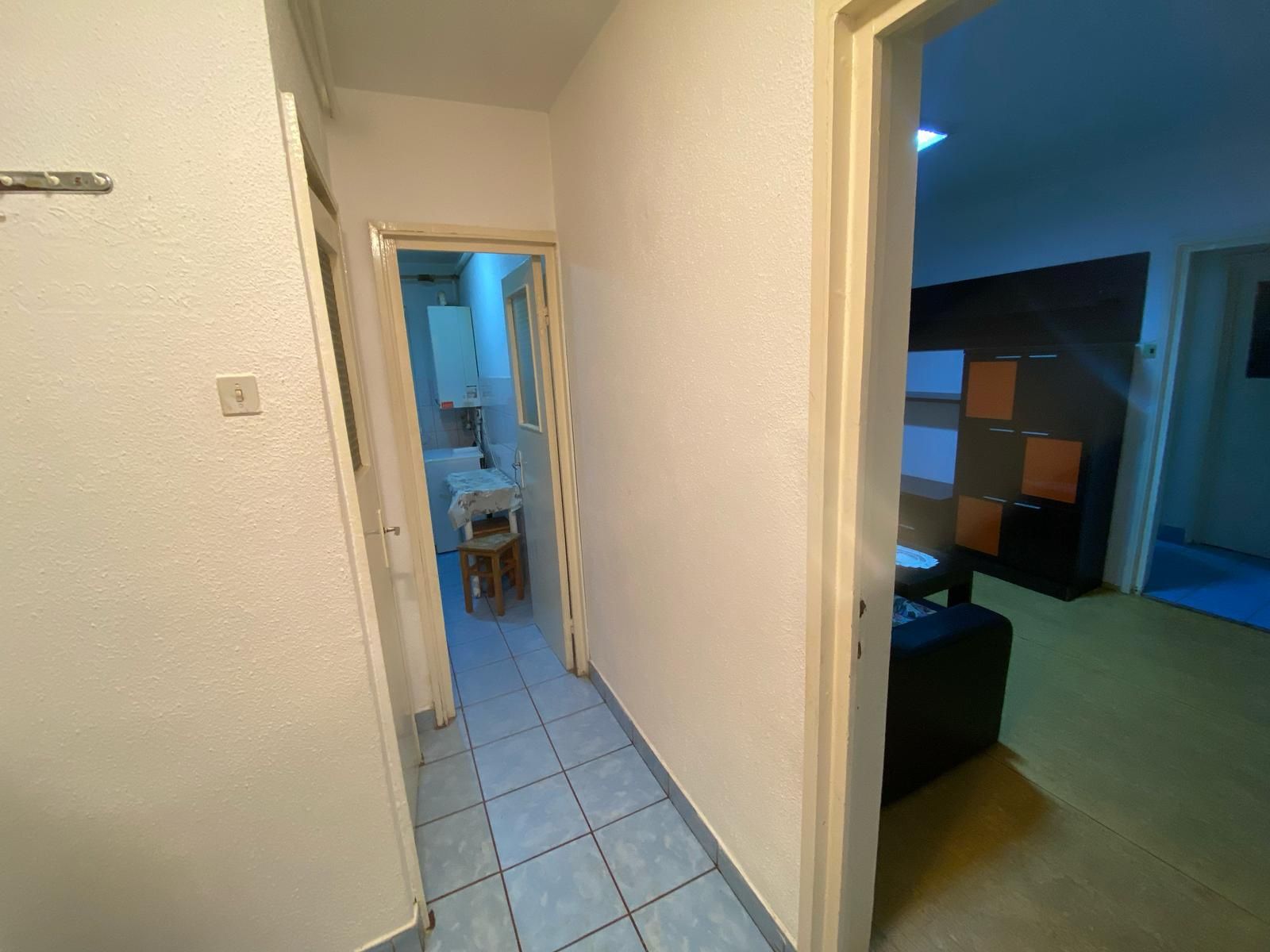 Închiriez apartament