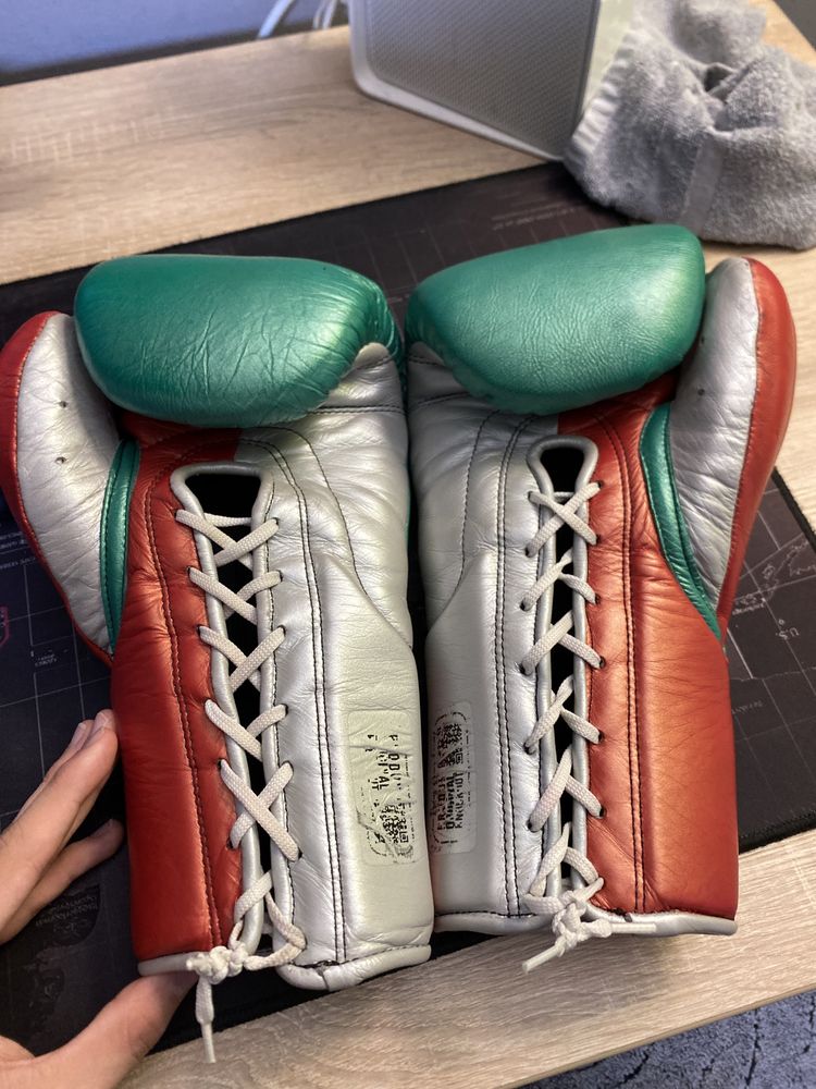 Manusi de box El cucuy