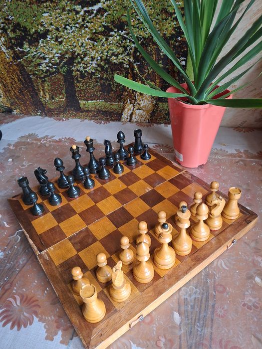 Шахматы деревянные. Производство времен СССР.  Доска 40×40.