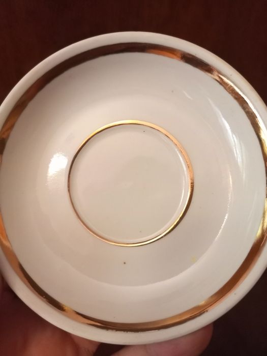 Продам блюдца и чайник