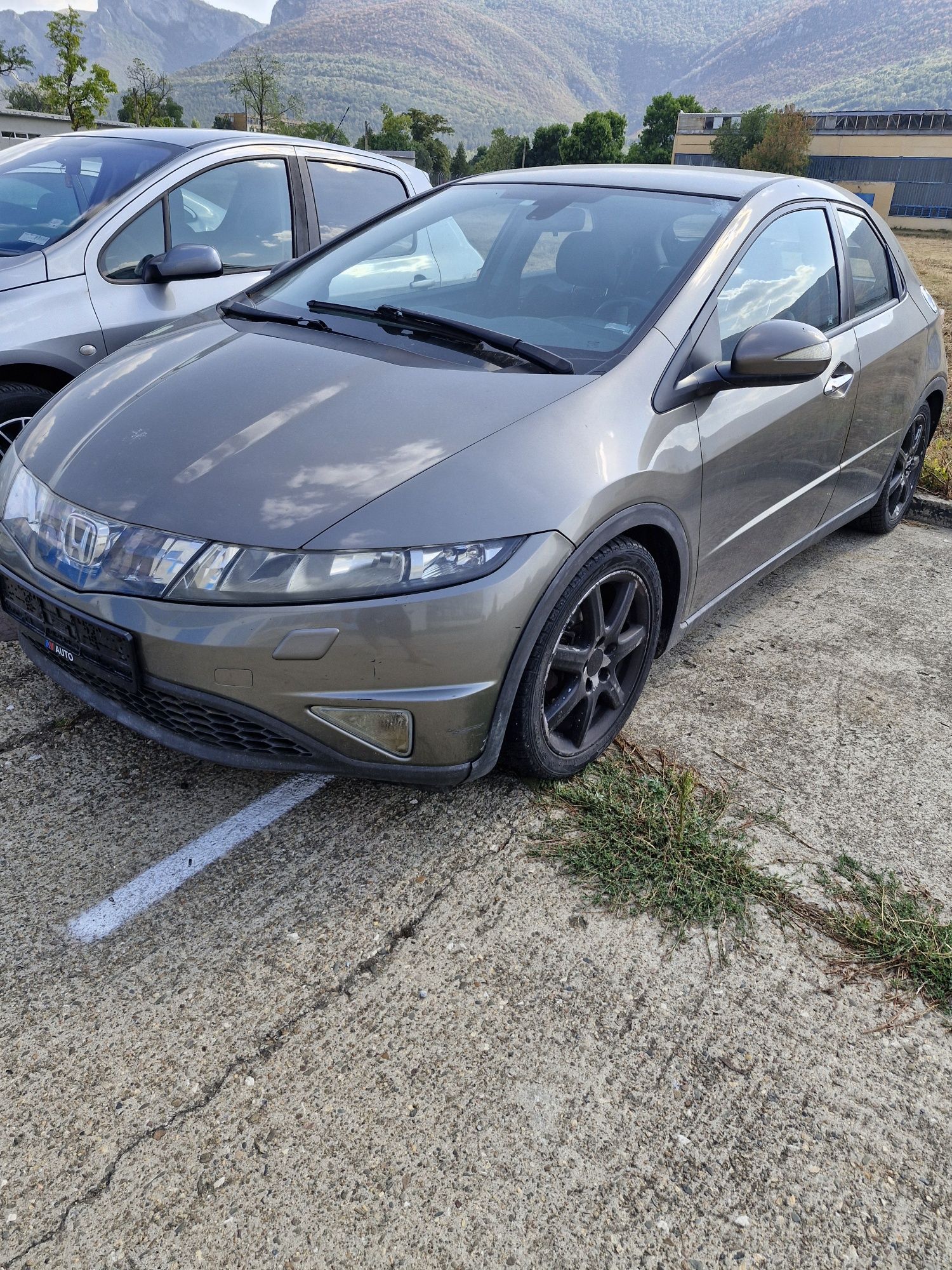 Хонда Сивик Civic ЛЯВ ВОЛАН 1.8i 140kc НА ЧАСТИ!