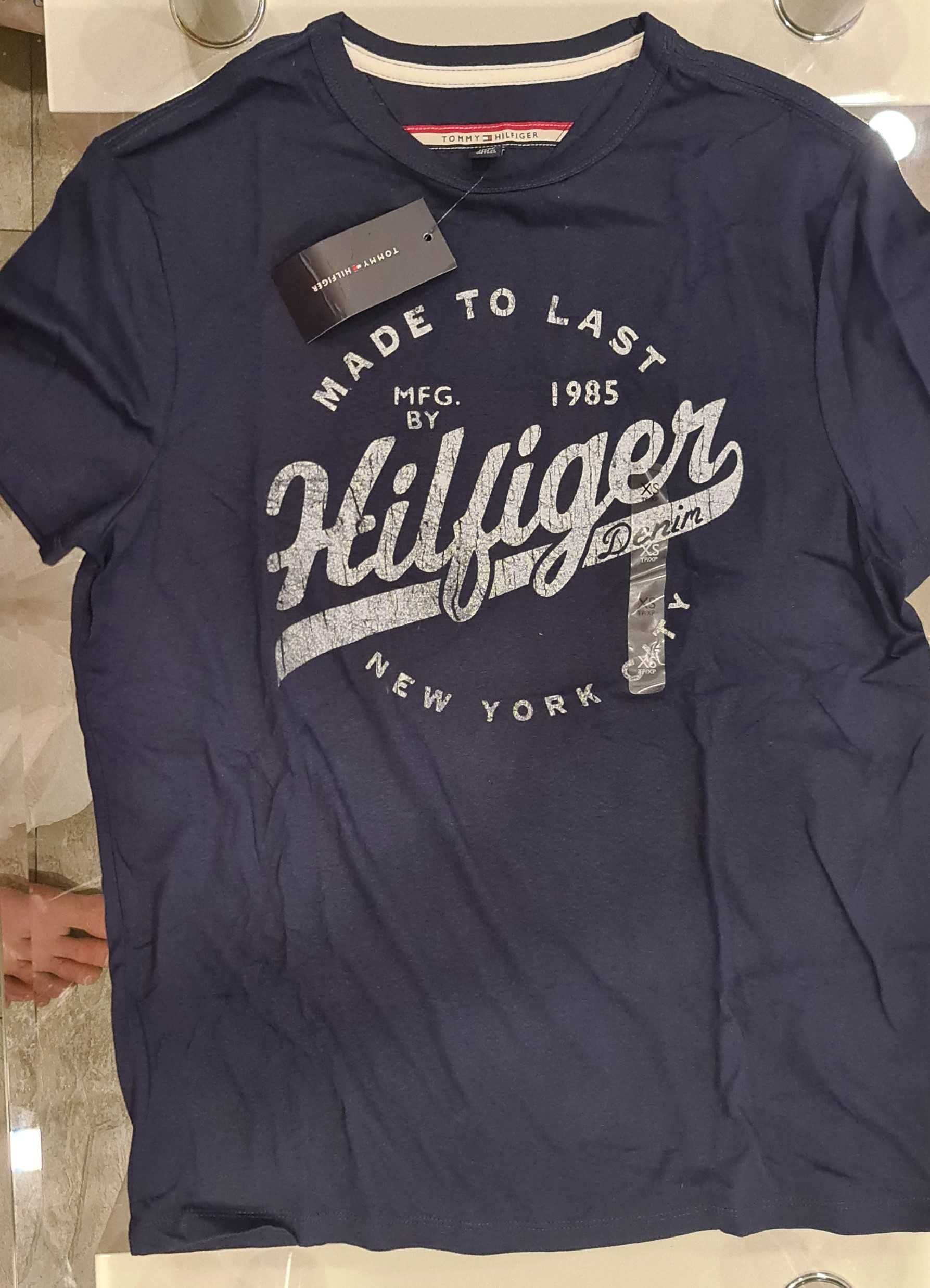 Tricou TOMMY HILFIGER, original nou cu eticheta, marime XS