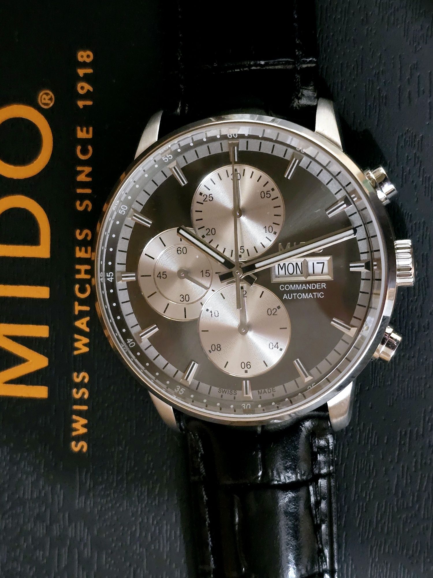 Автоматичен часовник Mido Commander II